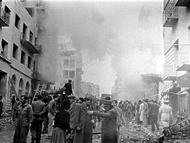 Ben yehuda Street 22 feb. 1948 (photo: David Rubinger)