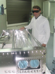 Atlantium engenier in Atlantium laboratory